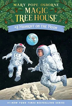Midnight on the Moon (The Magic Tree House) by Mary Pope Osborne