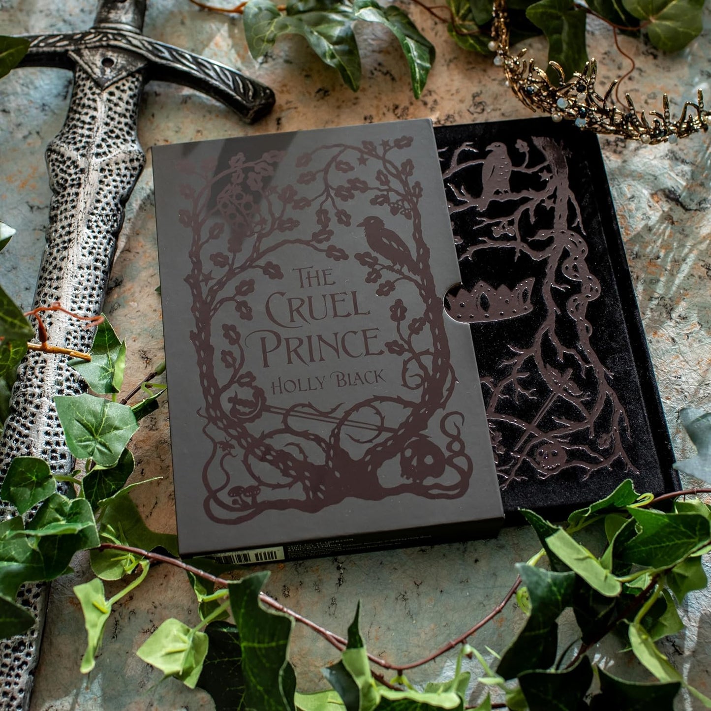 The Cruel Prince: Collector's Edition by Holly Black, pre venta