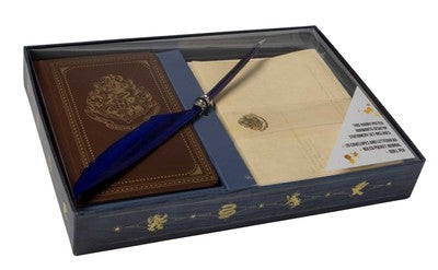 Harry Potter: Hogwarts School of Witchcraft and Wizardry Desktop Stationery Set (With Pen), pre venta